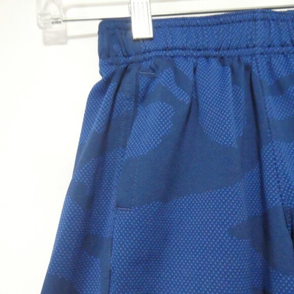 UNDER ARMOUR -Loose | youth xs - extra small | Blue Camo Exercise Shorts - Picture 3 of 14
